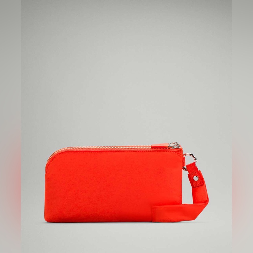 Lululemon Now and Always Pouch - Picture 2 of 4